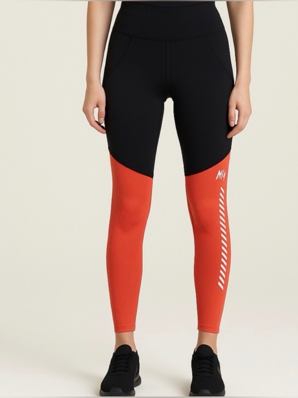 Nike Dri-Fit women’s size– XS Color-Block Leggings (K1)”✨